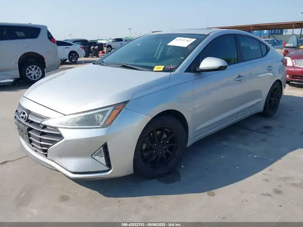 KMHD84LF1KU866430 2019 HYUNDAI ELANTRA - Image 2
