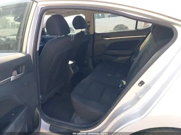 KMHD84LF1KU866430 2019 HYUNDAI ELANTRA - Image 8