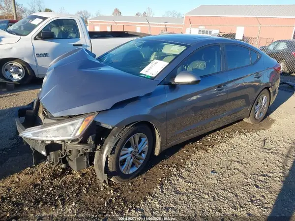 KMHD84LF1KU877640 2019 HYUNDAI ELANTRA - Image 2