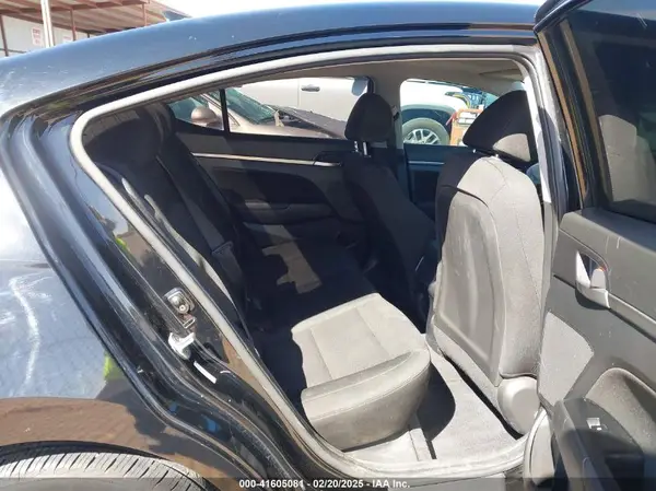 KMHD84LF1KU885902 2019 HYUNDAI ELANTRA - Image 8