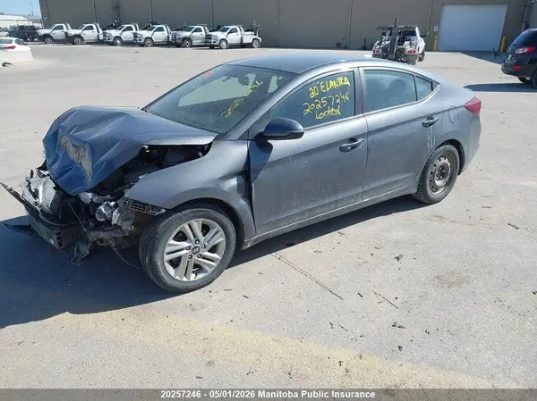 KMHD84LF1LU002768 2020 HYUNDAI ELANTRA - Image 2