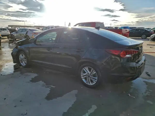 KMHD84LF1LU026259 2020 HYUNDAI ELANTRA - Image 2