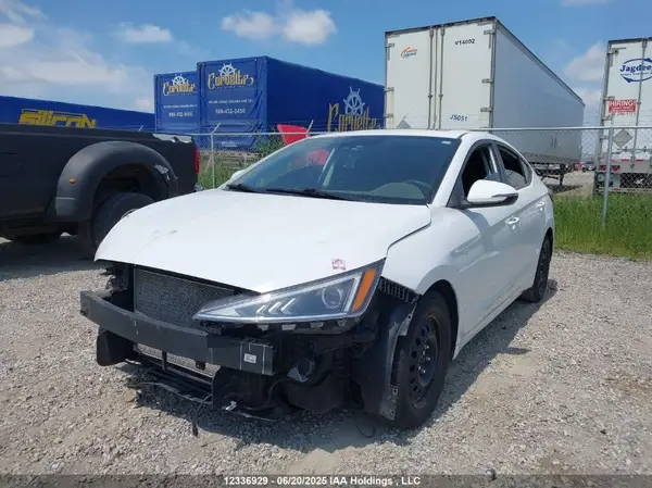 KMHD84LF1LU054563 2020 HYUNDAI ELANTRA - Image 2