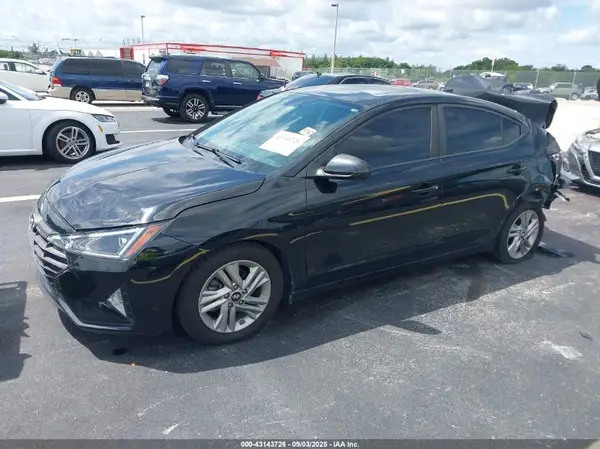 KMHD84LF1LU058838 2020 HYUNDAI ELANTRA - Image 2