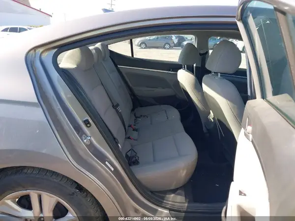 KMHD84LF1LU066065 2020 HYUNDAI ELANTRA - Image 8