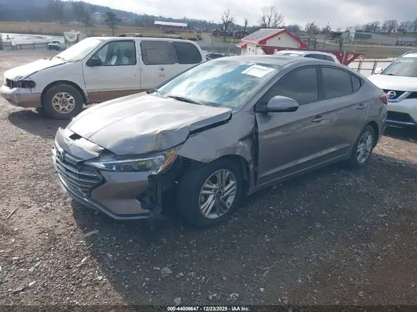 KMHD84LF1LU918298 2020 HYUNDAI ELANTRA - Image 2