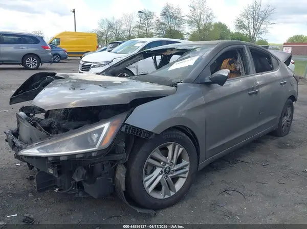 KMHD84LF1LU935196 2020 HYUNDAI ELANTRA - Image 2