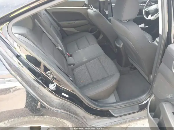 KMHD84LF1LU959675 2020 HYUNDAI ELANTRA - Image 8