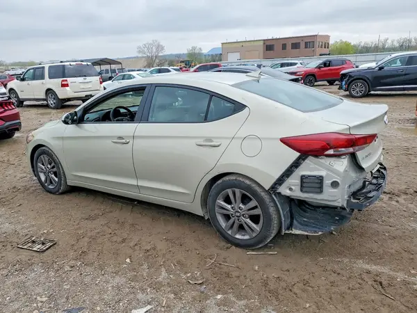 KMHD84LF2HU062596 2017 HYUNDAI ELANTRA - Image 2