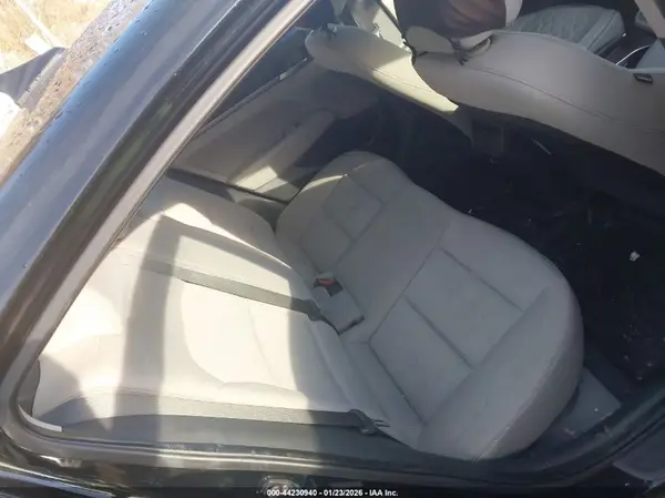KMHD84LF2HU064056 2017 HYUNDAI ELANTRA - Image 8