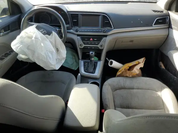 KMHD84LF2HU064820 2017 HYUNDAI ELANTRA - Image 8