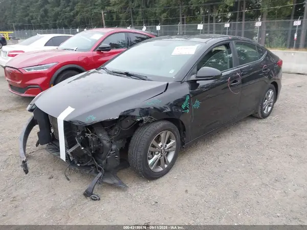 KMHD84LF2HU067250 2017 HYUNDAI ELANTRA - Image 2