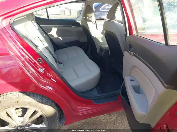 KMHD84LF2HU076160 2017 HYUNDAI ELANTRA - Image 8