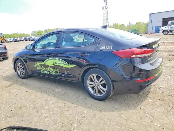 KMHD84LF2HU076417 2017 HYUNDAI ELANTRA - Image 2