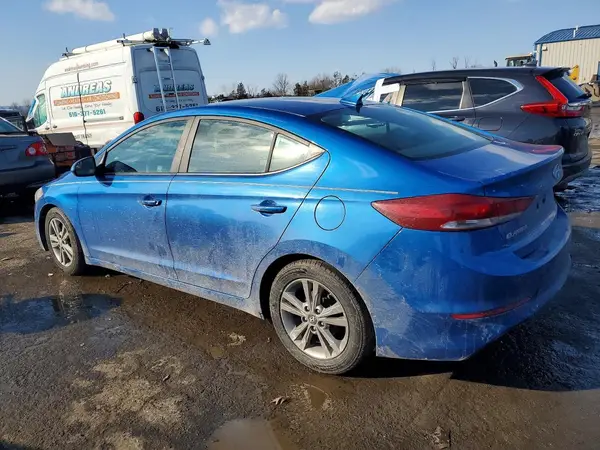 KMHD84LF2HU077227 2017 HYUNDAI ELANTRA - Image 2