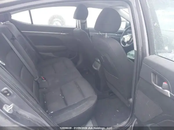 KMHD84LF2HU088700 2017 HYUNDAI ELANTRA - Image 8