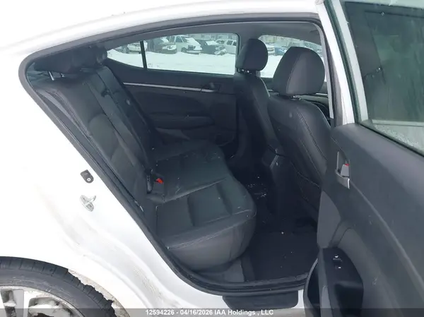 KMHD84LF2HU092018 2017 HYUNDAI ELANTRA - Image 8