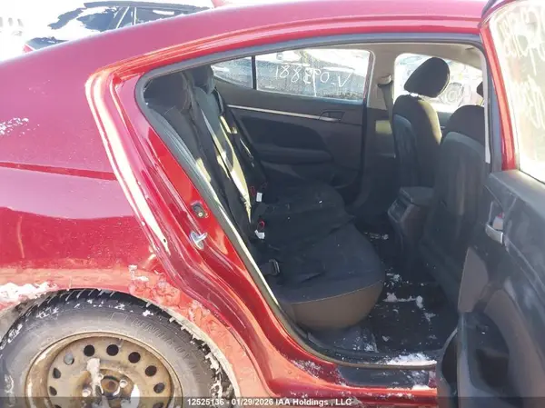 KMHD84LF2HU093881 2017 HYUNDAI ELANTRA - Image 8