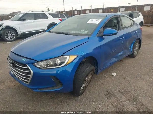 KMHD84LF2HU107164 2017 HYUNDAI ELANTRA - Image 2