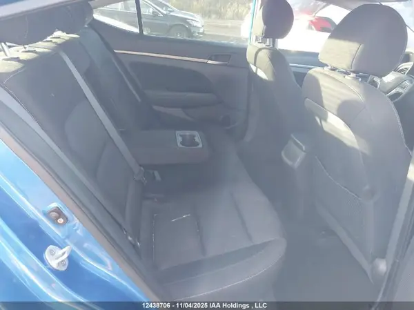 KMHD84LF2HU119573 2017 HYUNDAI ELANTRA - Image 8
