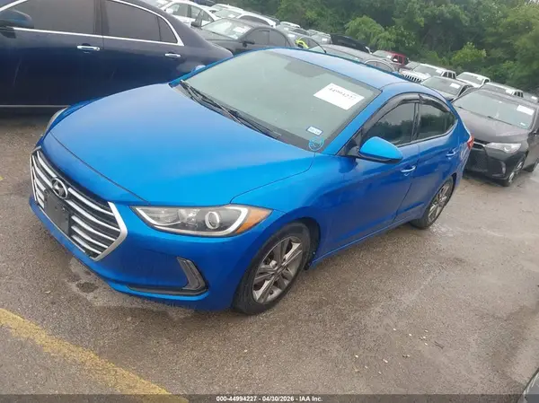 KMHD84LF2HU142089 2017 HYUNDAI ELANTRA - Image 2