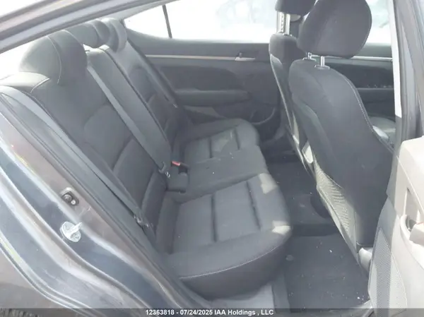 KMHD84LF2HU169891 2017 HYUNDAI ELANTRA - Image 8