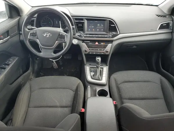 KMHD84LF2HU170488 2017 HYUNDAI ELANTRA - Image 8