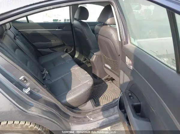 KMHD84LF2HU172970 2017 HYUNDAI ELANTRA - Image 8