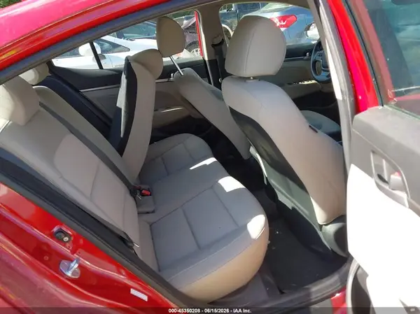 KMHD84LF2HU173522 2017 HYUNDAI ELANTRA - Image 8