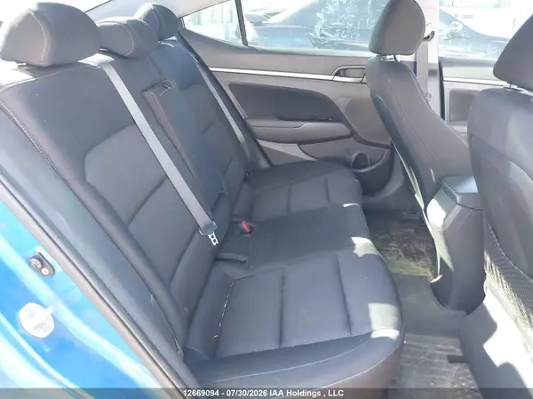 KMHD84LF2HU182463 2017 HYUNDAI ELANTRA - Image 8