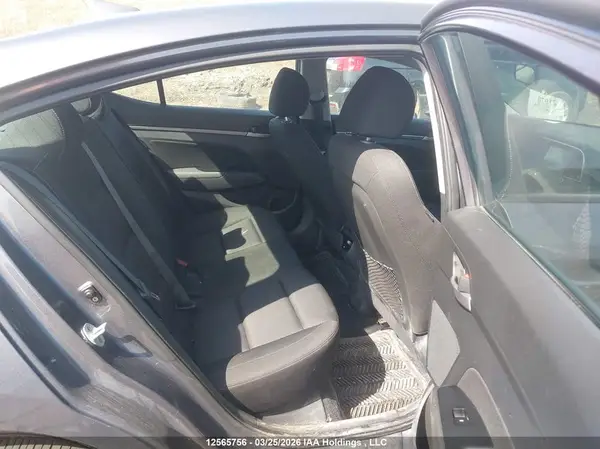 KMHD84LF2HU186481 2017 HYUNDAI ELANTRA - Image 8