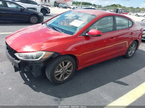 KMHD84LF2HU189381 2017 HYUNDAI ELANTRA - Image 2