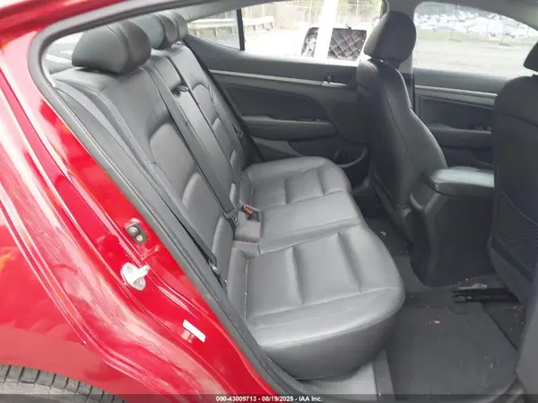 KMHD84LF2HU193740 2017 HYUNDAI ELANTRA - Image 8