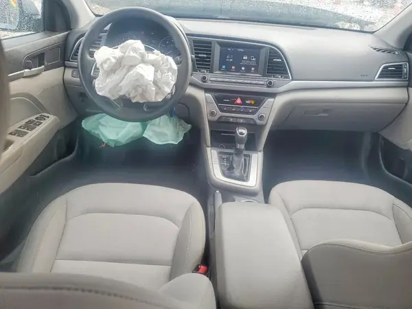 KMHD84LF2HU211752 2017 HYUNDAI ELANTRA - Image 8