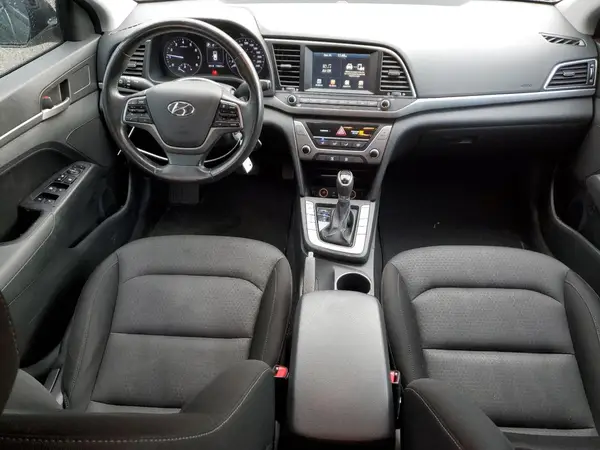 KMHD84LF2HU218054 2017 HYUNDAI ELANTRA - Image 8