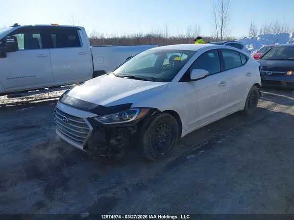 KMHD84LF2HU219575 2017 HYUNDAI ELANTRA - Image 2