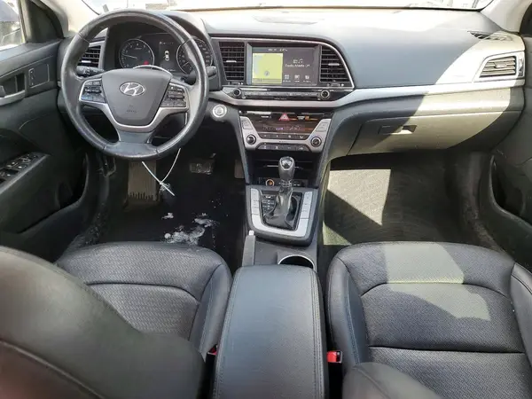 KMHD84LF2HU221052 2017 HYUNDAI ELANTRA - Image 8