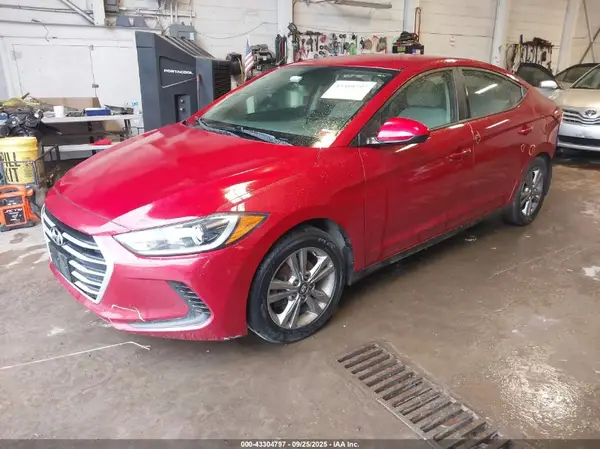 KMHD84LF2HU224954 2017 HYUNDAI ELANTRA - Image 2