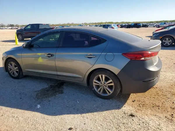KMHD84LF2HU229877 2017 HYUNDAI ELANTRA - Image 2