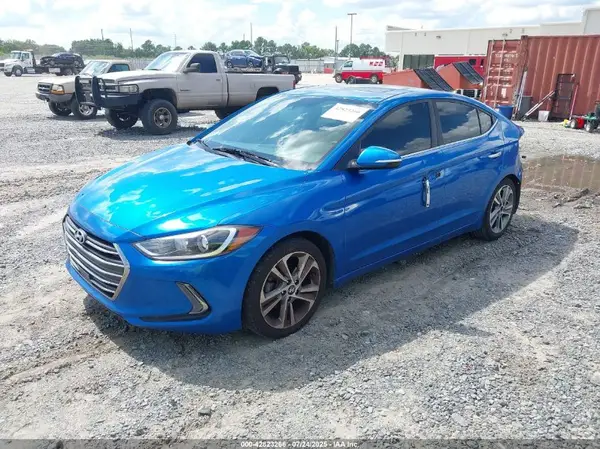 KMHD84LF2HU229880 2017 HYUNDAI ELANTRA - Image 2