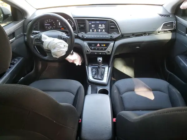 KMHD84LF2HU231533 2017 HYUNDAI ELANTRA - Image 8