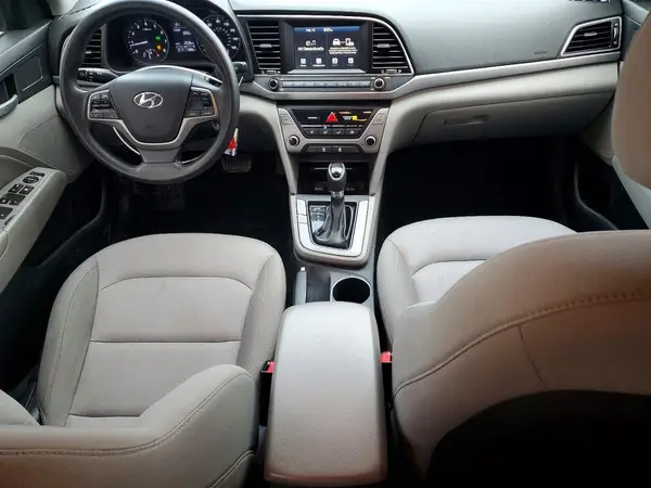 KMHD84LF2HU241544 2017 HYUNDAI ELANTRA - Image 8