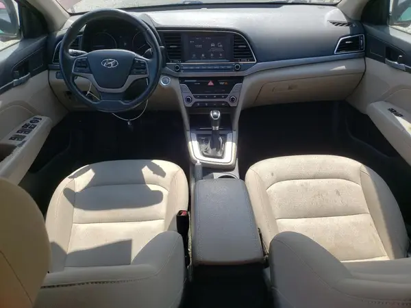 KMHD84LF2HU243133 2017 HYUNDAI ELANTRA - Image 8