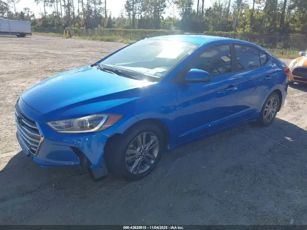 KMHD84LF2HU246713 2017 HYUNDAI ELANTRA - Image 2