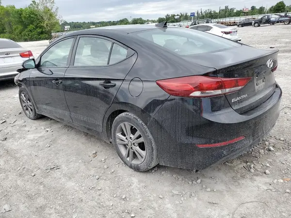 KMHD84LF2HU247070 2017 HYUNDAI ELANTRA - Image 2