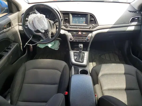KMHD84LF2HU249479 2017 HYUNDAI ELANTRA - Image 8