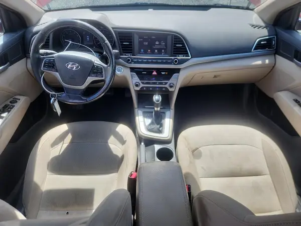 KMHD84LF2HU253886 2017 HYUNDAI ELANTRA - Image 8