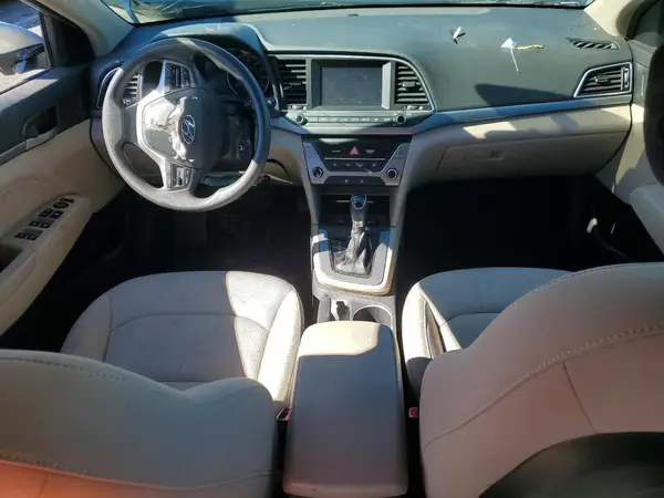 KMHD84LF2HU262748 2017 HYUNDAI ELANTRA - Image 8