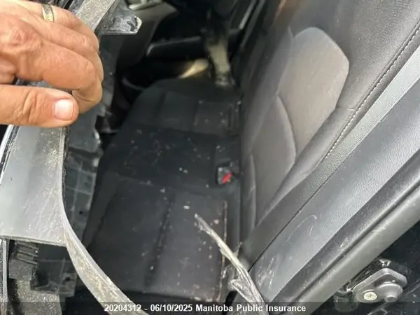 KMHD84LF2HU267125 2017 HYUNDAI ELANTRA - Image 8
