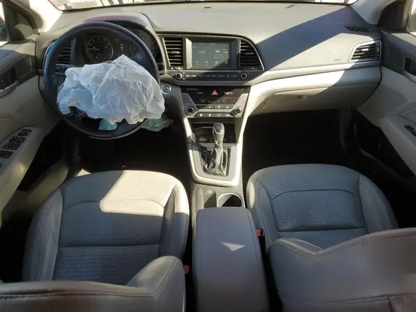 KMHD84LF2HU267349 2017 HYUNDAI ELANTRA - Image 8